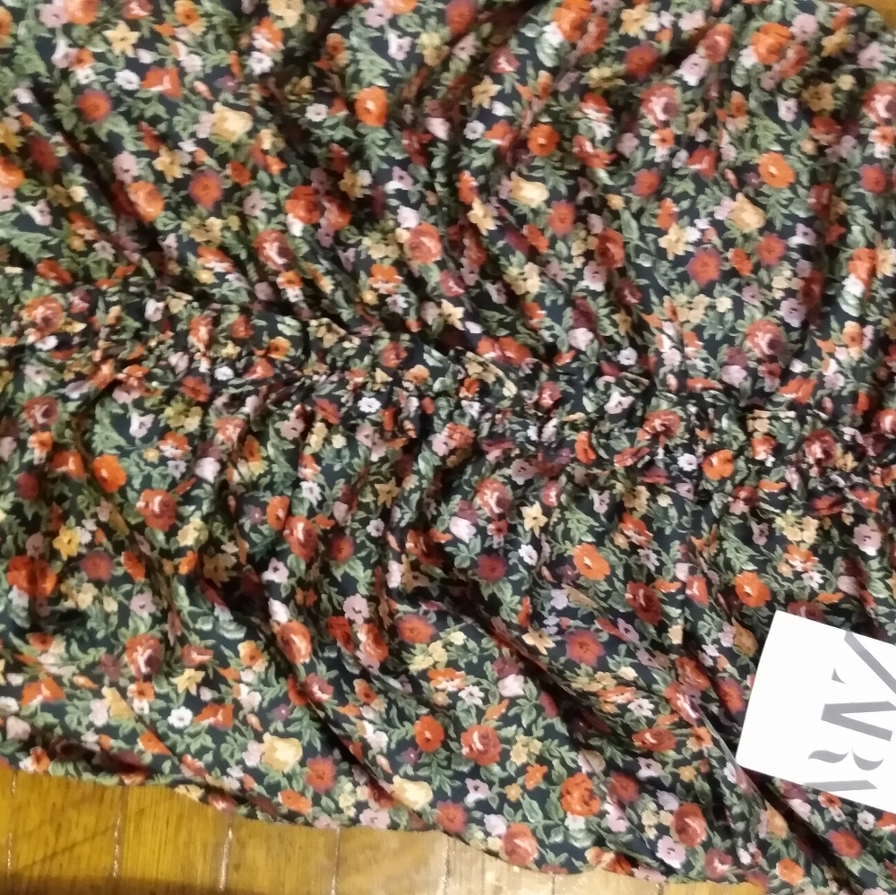 Zara gathered flower miniskirt
